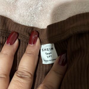 SHEIN Chocolate Ribbed Knit Top